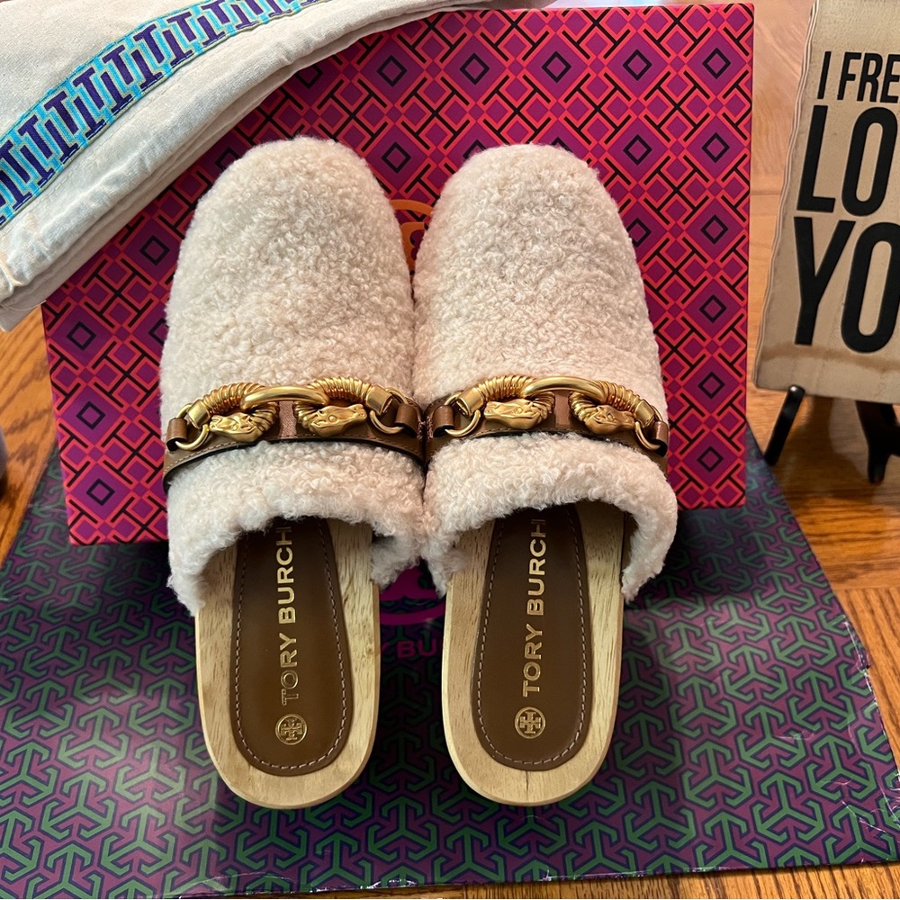 Tory Burch Jessa Shearling Clogs inn Box with Shopping Bag - NEW!